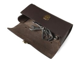 У меня этово гучи в гараже....