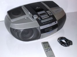 Я тут недавно свой Aiwa CSD-ED87 достал из закромов, купил к нему блютус кассету, прыыыкольно!!!! ))
