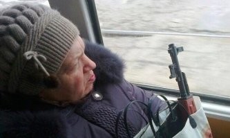 А приклад автомата у плеча - и не смейтесь