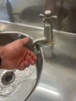 вода холодная