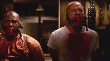 Говорил же, что надо "S7" лететь, а ты: "Победа" дешевле, "Победа" дешевле...