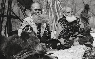 На Хокайдо. Там медведей больше чем на Камчатке. Японцы к стати их едят.