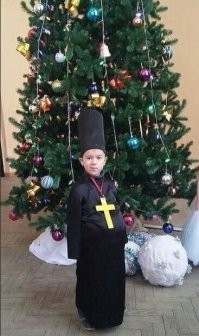 Этот наряд круче))