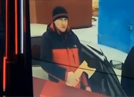 Это топор что ли?