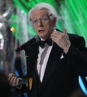 Без комментариев