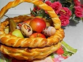 Никогда не думал, что можно собрать в корзину яблоки, груши и яйца, а затем съесть яблоки, груши и яйца, и корзину в придачу.