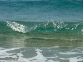 Личное. Почему-то не очень нравятся снимки с размытым потоком воды. Больше нравятся "застывшие" кадры.