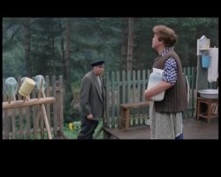 Надя! У тебя бражка есть? 
Плохо мне, Надюха...