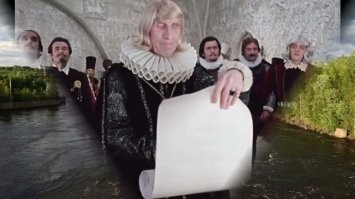 Блондинами были.