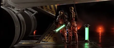 Ну на сегодня электричка это неудобно если ехать на дольняк да и вообще зарядка длится как минимум с 10% до 100% 2 часа.
А бенз взял 10 л 100 км проехал.
нужно как в пятом элементе заехал на заправку вынул разряженную батарею забрал заряженную