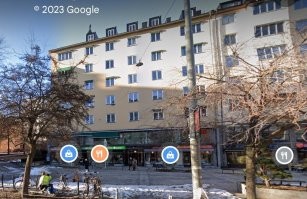 Обновит фасад, заменить окна.
Что-то сделать с горкой