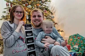 Пусть проститутку снимет.Может успокоится.На крайняк может во вьетнам сьездить.Там за 5 штук баксов ему жену нормальную найдут.В пиндосии остались только дауны,как во вчерашнем посте.А он надеется кого то найти.