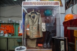 Есть костюмы свободного кроя.