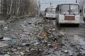 Хе.. Если бы газоны.. Когда снег тает,в говне вообще всё. И тротуары,и детские площадки и парковки и прочие места,которые были под снегом..