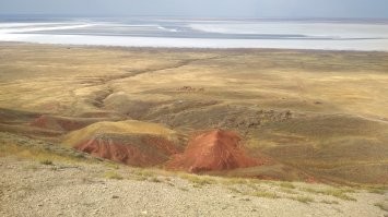 Я хз как прикрепить 2 фотки в один комент, потому вот вам еще Баскунчак.