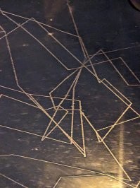 Обычный сбой в матрице)) Вот у меня вчера на лобовом стекле мороз узоры по линейке начертил.....................