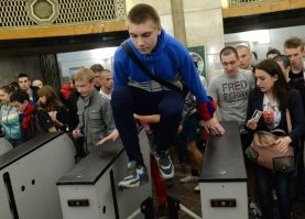 В старые добрые времена их просто перепрыгивали...