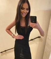 "Что-то здесь очень неправильно"

Что неправильно? Да поручень какой-то алкаш мастерил!