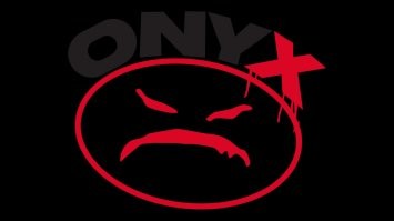 Как-то пиццу в духовке исполнил, вкуснее вкусного, на выхлопе решил прикольнутся и кетчупом лого onyx набомбил...жалко смартафонов в начале нулевых небыло..принес теще на противне, говорю типа попробуйте...чуть нах не выгнала)))