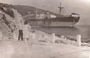 в Новороссийске,  Барбарино в 1968. Тоже так и не сняли