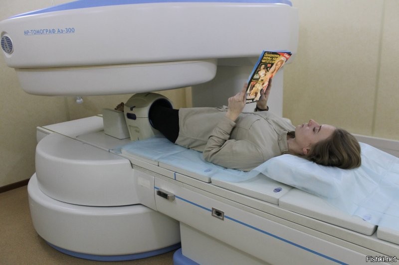 Сегодня на смену устаревшим аппаратам пришли более новые томографы – аппараты открытого типа, способные выдержать до 250 кг веса. 
Репостеру такое не осилить...