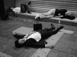 А в Японии по сколько часов работают в неделю добровольно принудительно?
Или "это другое, понимать надо" ?))))