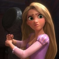 Парик длиной 350 метров создала жительница Нигерии