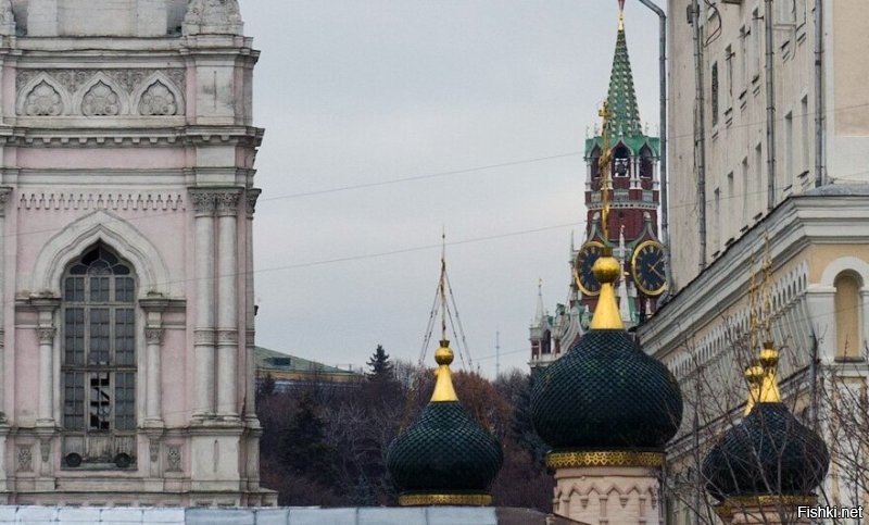 Домик с видом на Кремль..