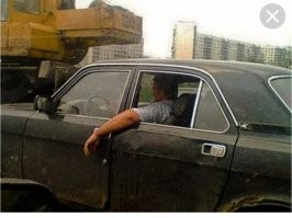 У Оки, задние окна не открываются, это вы с Волгой спутали.