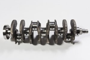 В следующий раз принес снимок колена: