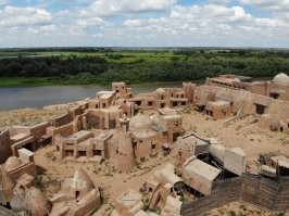 ТУРЫ В СТОЛИЦУ ЗОЛОТОЙ ОРДЫ
Астраханская область, Харабалинский район, 8 км. на север от с. Тамбовка или 8 км. на юг от с. Селитренное и далее по указателю.