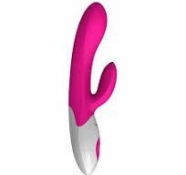 Девушка 22 года дружит с африканской черепахой