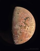 Юпитер в инфракрасном диапазоне

Корабль Орион на фоне Луны и Земли

Спутник Юпитера Ио сфотографированный станцией Juno

Облака Юпитера со станции Juno

Молнии спрайты

Спутник Сатурна Елена, сфотографированный станцией Кассини