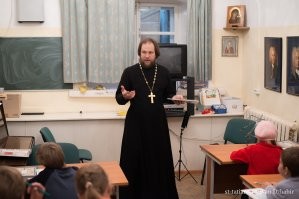 Вместо естествознания, физики, химии, природоведения, астрономии и прочих "непонятных наук" будет одно - СЛОВО ...