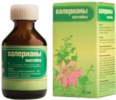 Средство для снятия котов с деревьев.
Способ применения: нанести несколько капель на основание дерева и подождать несколько минут.