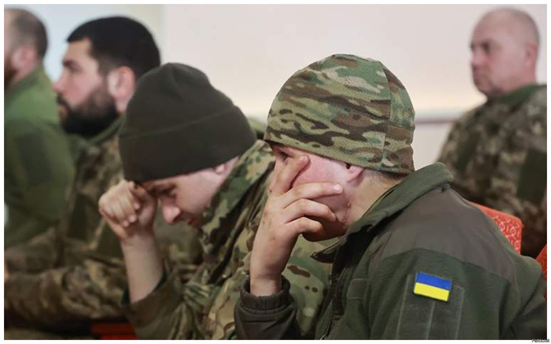 Почему украина отказалась. Российский солдат. Пленные военнослужащие в украинском плену.