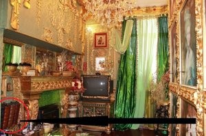 Стало интересно,что это за книги,при таком контексте...