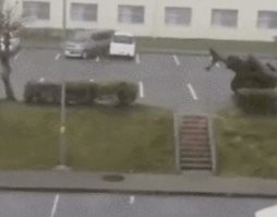 4. Нуачё, ровненько припарковался.