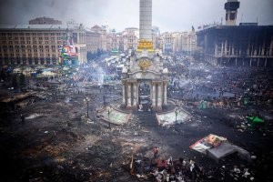Что-то напоминает... Нужно купировать эту "опухоль" на начальном этапе.