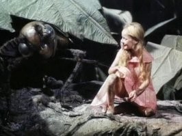 15. За 2 года до премьеры этого фильма, в 1987 году, в СССР вышел фильм "Необыкновенные приключения Карика и Вали"