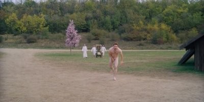Когда забыл носок.