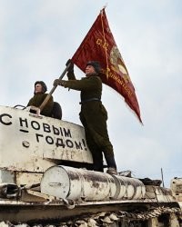 Новогодние открытки 40-х годов