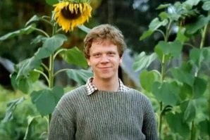 Коварный кот скинул своего соплеменника в ванну к хозяйке