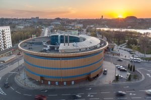 Донецк. Сейчас там торговый центр "Золотое кольцо".