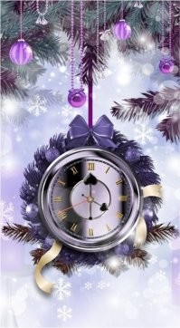 Немного красивых картинок с часами - в снегу и с елочными игрушками