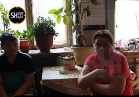 Так холодно, что решили надеть майки...