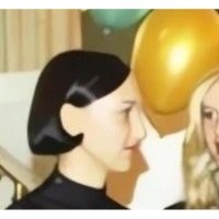 Мероприятие под названием "Парад красоты и молодости", Москва 1995 год



Да уж. Красота - страшная сила.