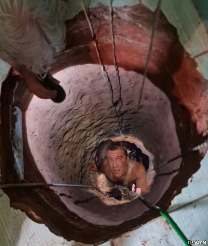 Золотоискатель вырыл 40-метровую яму под своим домом и провалился