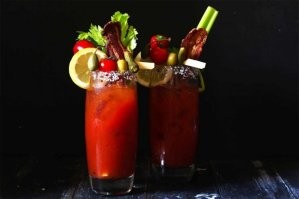 Что-то мне напоминает...
А да, лонгдринк Bloody Mary.
Я знал!