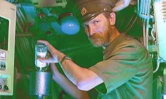 а где заправочная горловина?